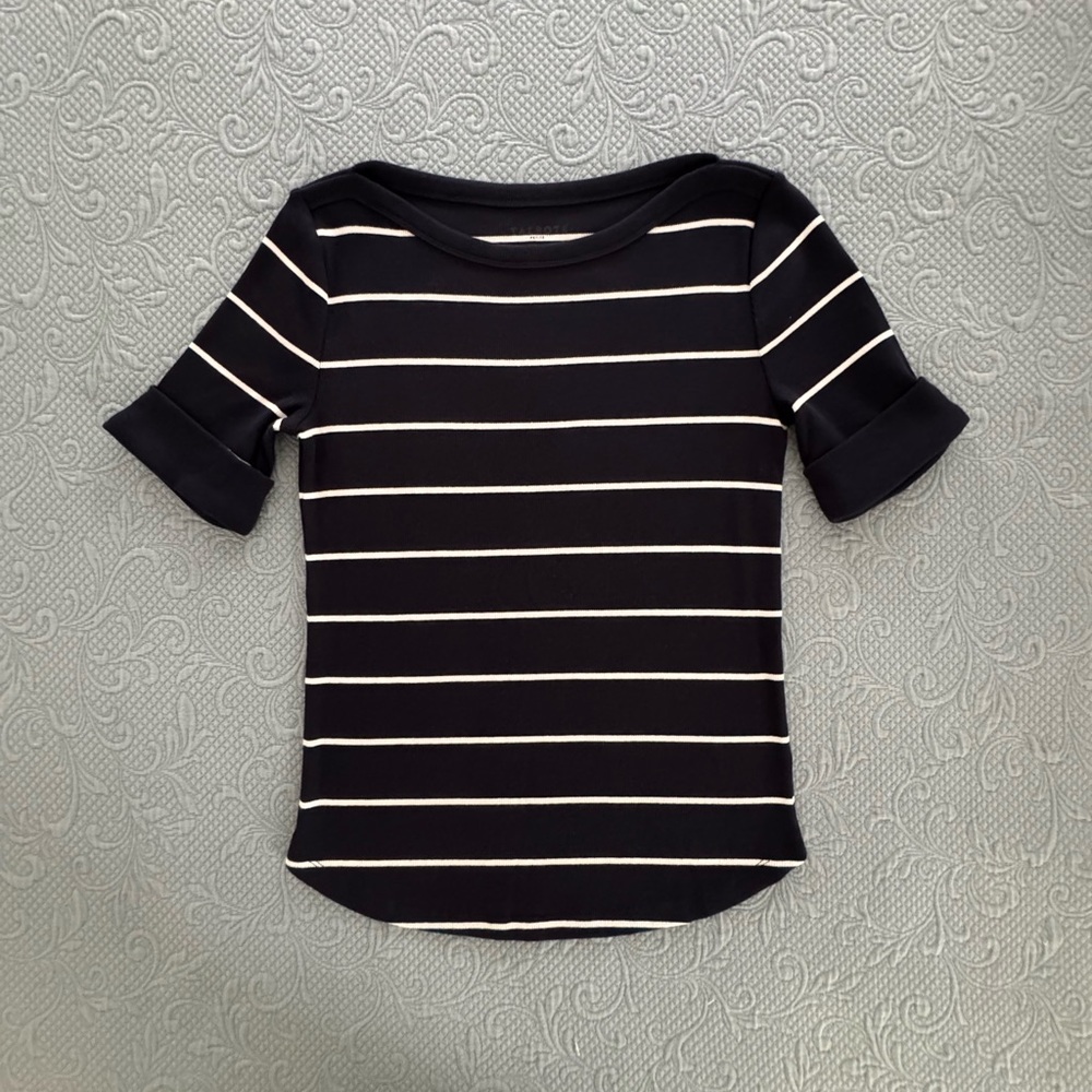 Talbots boatneck T-shirt, elbow length, cuffed sleeve, 95% cotton, 5% spandex.
